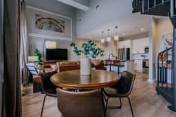Luxurious Downtown Penthouse-2 bed 3 bath plus loft-  402