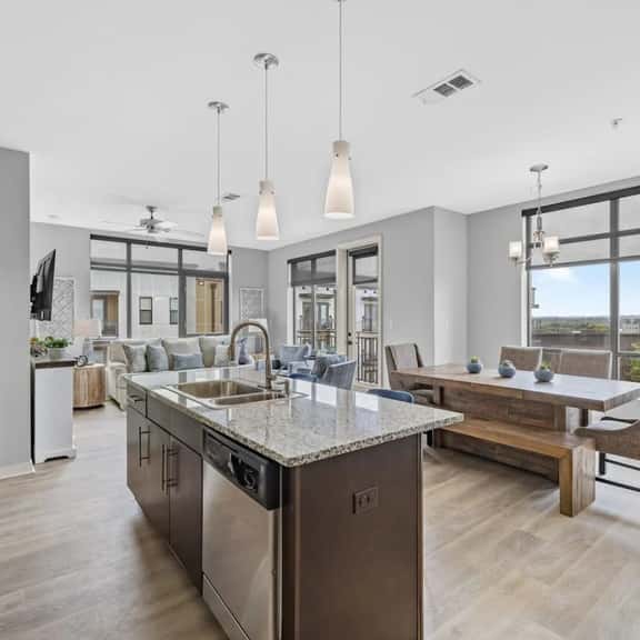 Luxurious Downton High Floor 2 br 2 bth Condo- 504 Parking included - Image 1