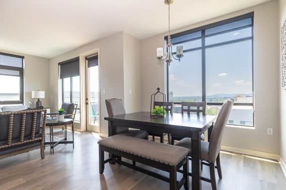 Luxurious Top Floor 2 Br 2 Ba Downtown Corner Condo- 604
